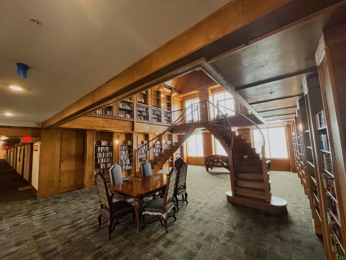 2Br Suite At The Grand Castle Pool Gym & Parking แกรนด์วิลล์ ภายนอก รูปภาพ