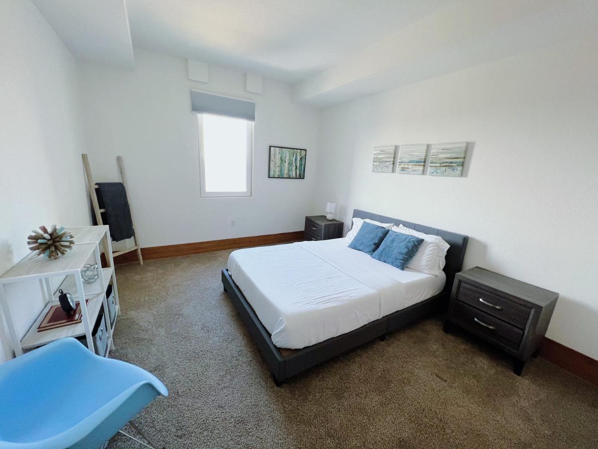 2Br Suite At The Grand Castle Pool Gym & Parking แกรนด์วิลล์ ภายนอก รูปภาพ