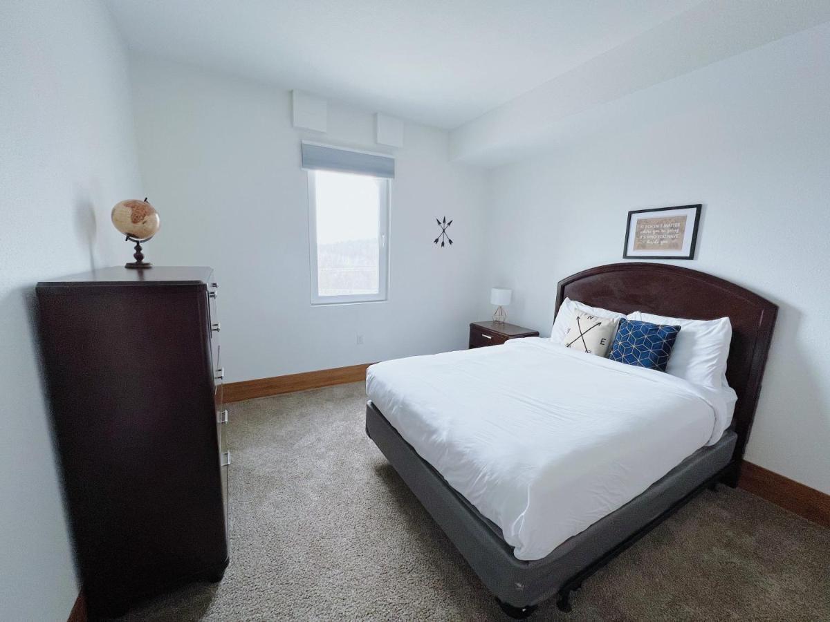 2Br Suite At The Grand Castle Pool Gym & Parking แกรนด์วิลล์ ภายนอก รูปภาพ